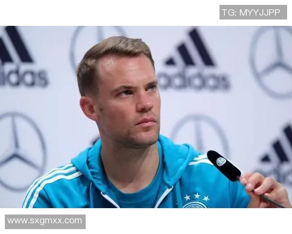 诺伊尔：守护球门的传奇门将与他的足球之路